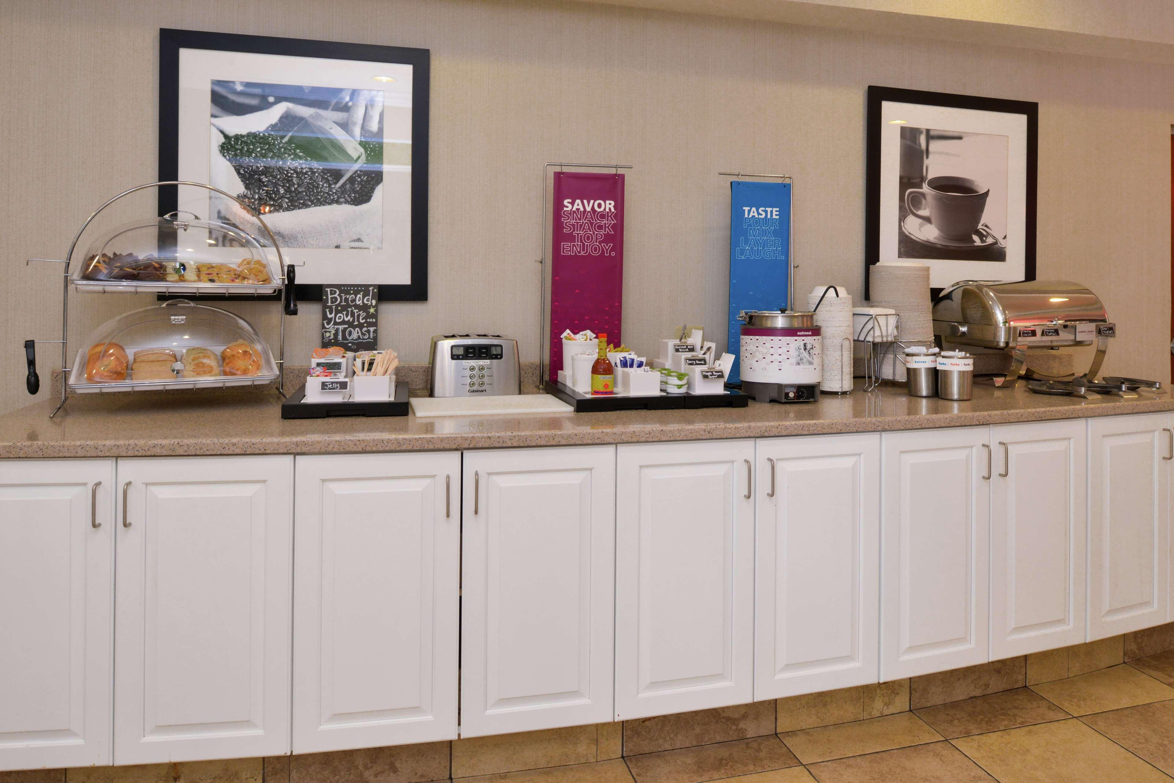 Hampton Inn & Suites Wilmington Exterior foto